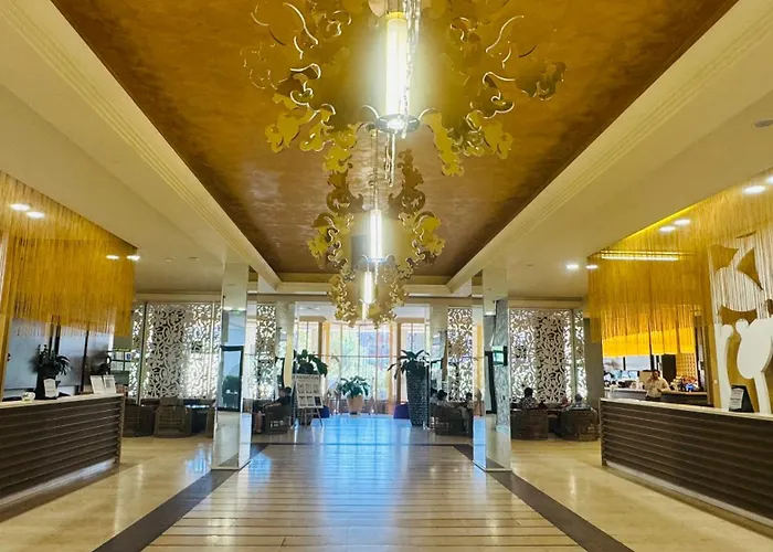 Luxury Sea View, 5star Barcelo On * 阳光海滩